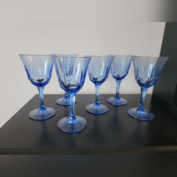 Vintage Avon & Pyrex Cobalt Blue Glass Dinnerware Set - Picture 5 of 16